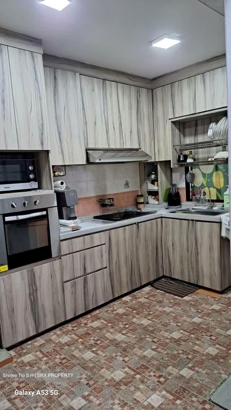 Blk 679B Jurong West Central 1 (Jurong West), HDB 5 Rooms #573180881